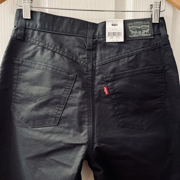 Levi's Women's 27 X 30 High Waisted Mom Jeans Black Relaxed Tapered Twill 28x30 - Picture 4 of 11